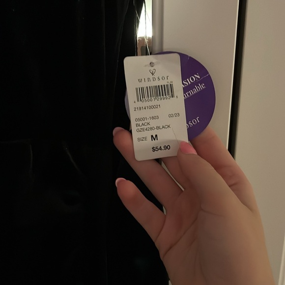 WINDSOR DRESS nwt - Picture 4 of 9